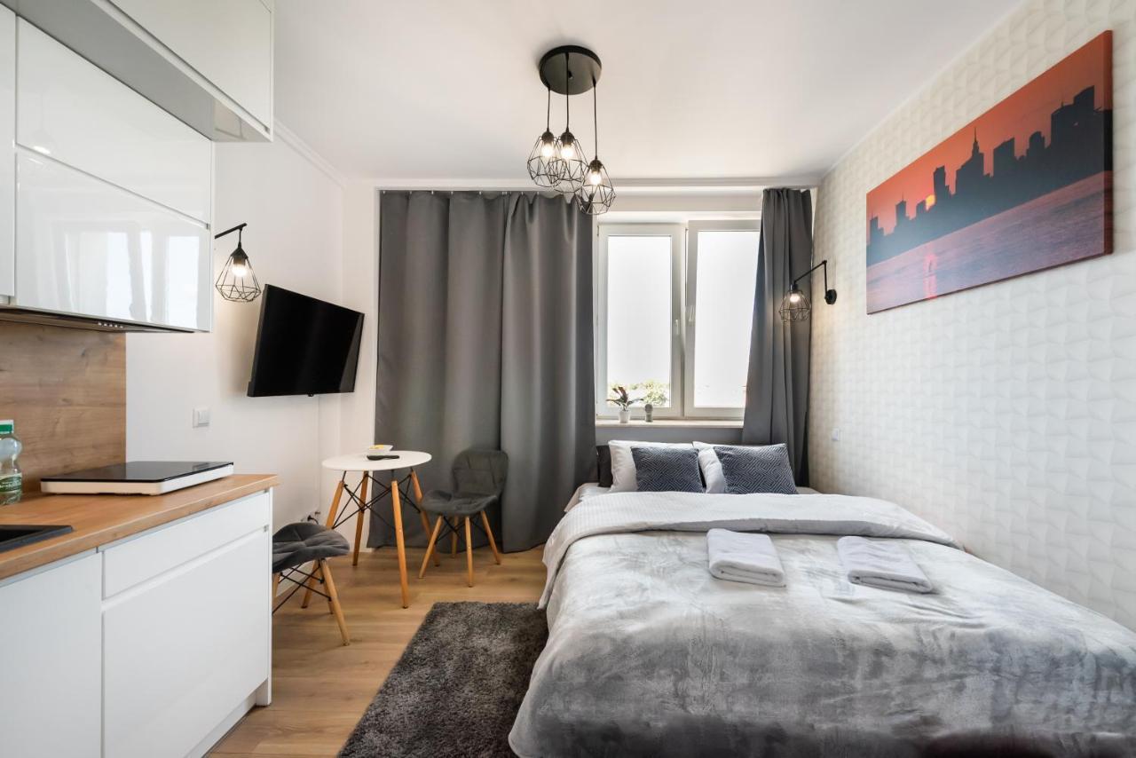City Centre High Floor View Apartments Варшава Екстер'єр фото