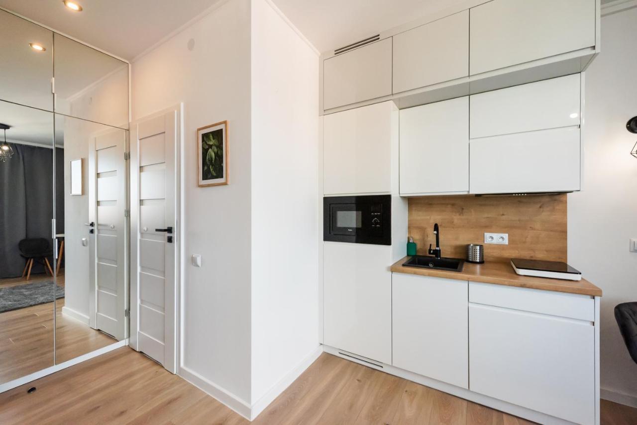 City Centre High Floor View Apartments Варшава Екстер'єр фото